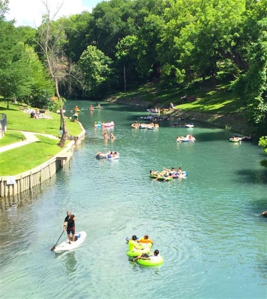 Comal Inn New Braunfels Exteriör bild